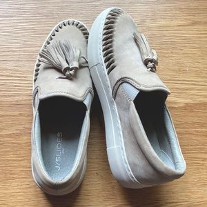 JSLIDES slip on sneakers that are tasseled